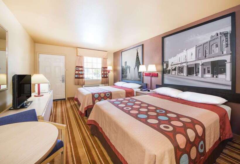 فندق على الطريق Super 8 By Wyndham Big Cabin/vinita Area