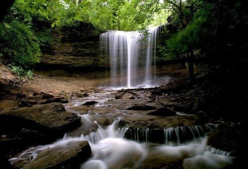 モーテル Super 8 By Wyndham Bloomington University Area