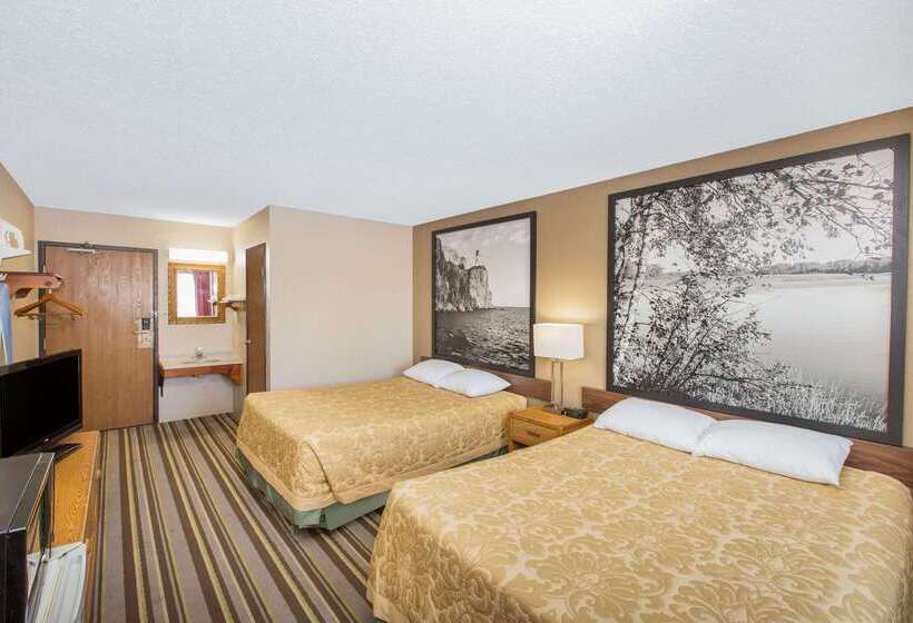 모텔 Super 8 By Wyndham Blue Earth