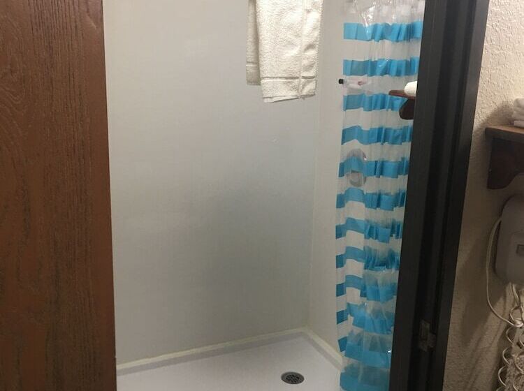 모텔 Super 8 By Wyndham Blue Earth