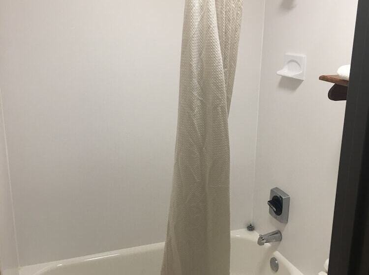 모텔 Super 8 By Wyndham Blue Earth