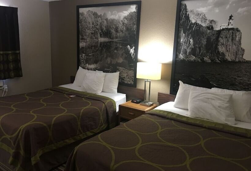 모텔 Super 8 By Wyndham Blue Earth