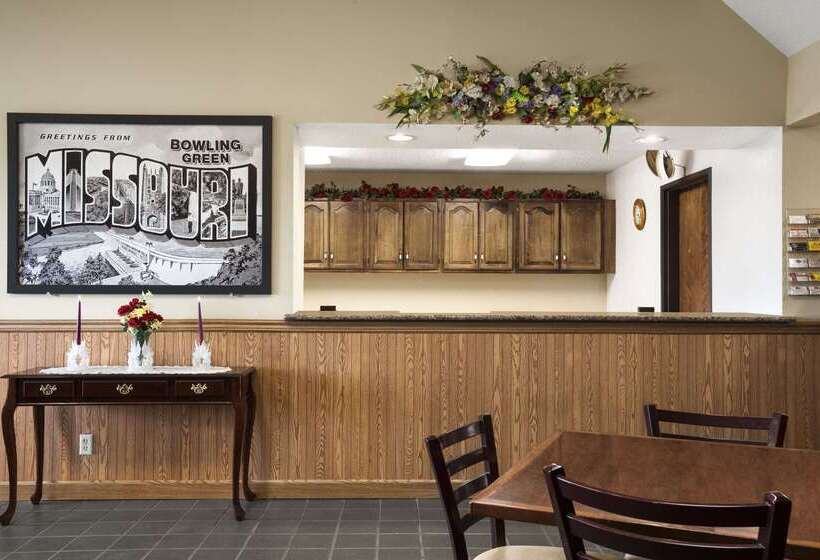 מוטל Super 8 By Wyndham Bowling Green