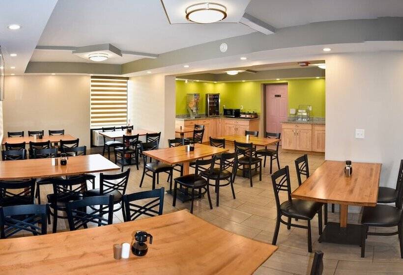 فندق على الطريق Super 8 By Wyndham Branson Andy Williams Theater