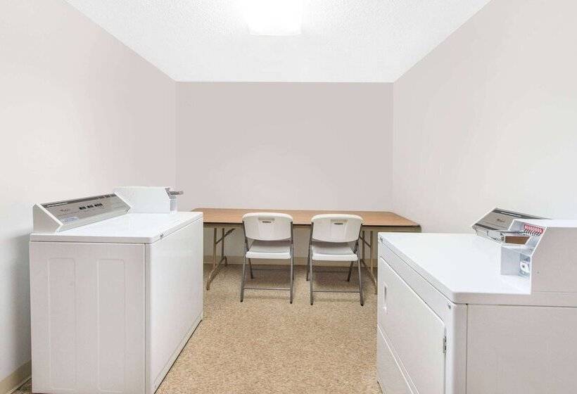 فندق على الطريق Super 8 By Wyndham Branson Andy Williams Theater