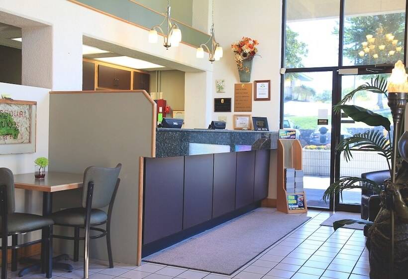 فندق على الطريق Super 8 By Wyndham Branson Andy Williams Theater