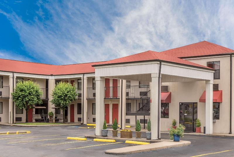 فندق على الطريق Super 8 By Wyndham Bryant Little Rock Area