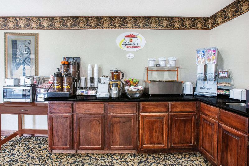 汽车旅馆 Super 8 By Wyndham Cabot