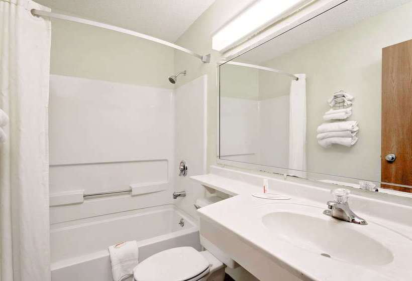 汽车旅馆  Super 8 By Wyndham Carlislesouth