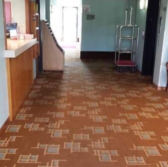 汽车旅馆  Super 8 By Wyndham Carlislesouth