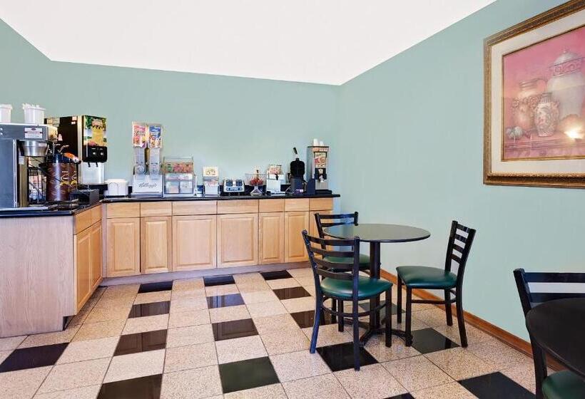 汽车旅馆  Super 8 By Wyndham Carlislesouth