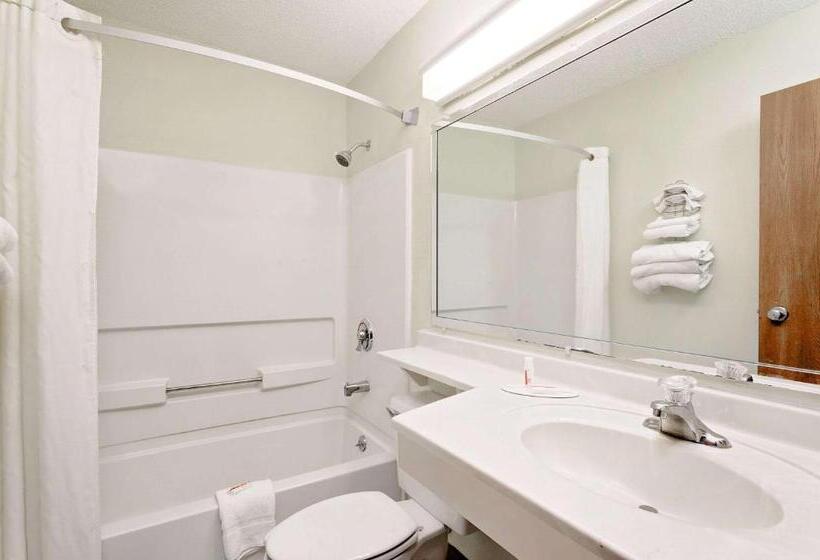 汽车旅馆  Super 8 By Wyndham Carlislesouth