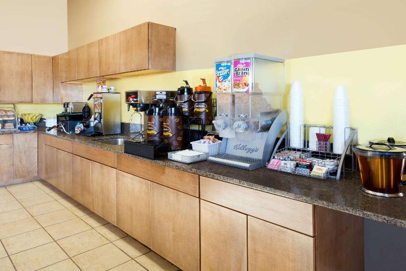 모텔 Super 8 By Wyndham Carroll