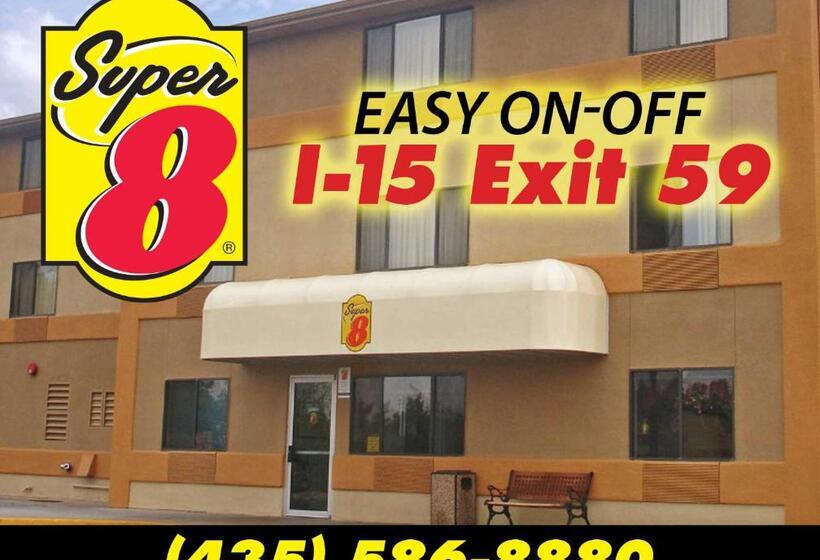 مُتل Super 8 By Wyndham Cedar City