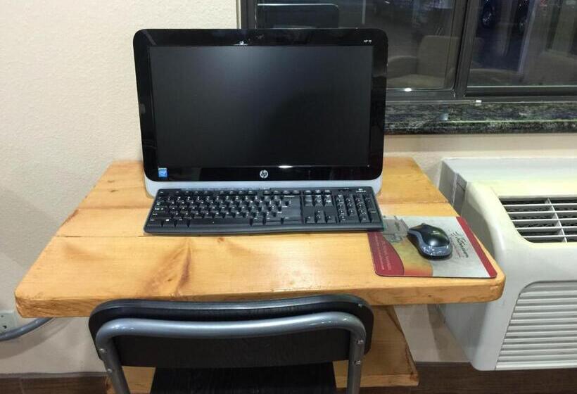 מוטל Super 8 By Wyndham Cedar City