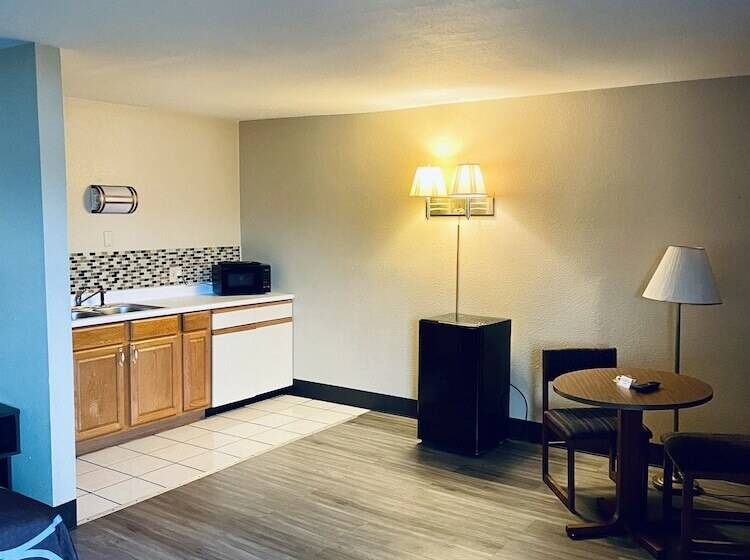 فندق على الطريق Super 8 By Wyndham Corbin Ky