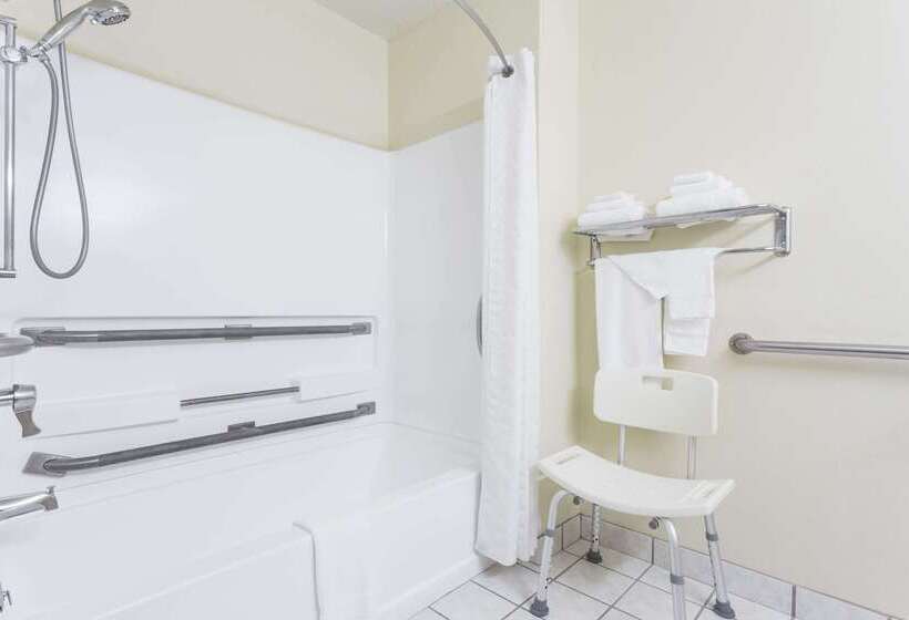 모텔 Super 8 By Wyndham Danville Va