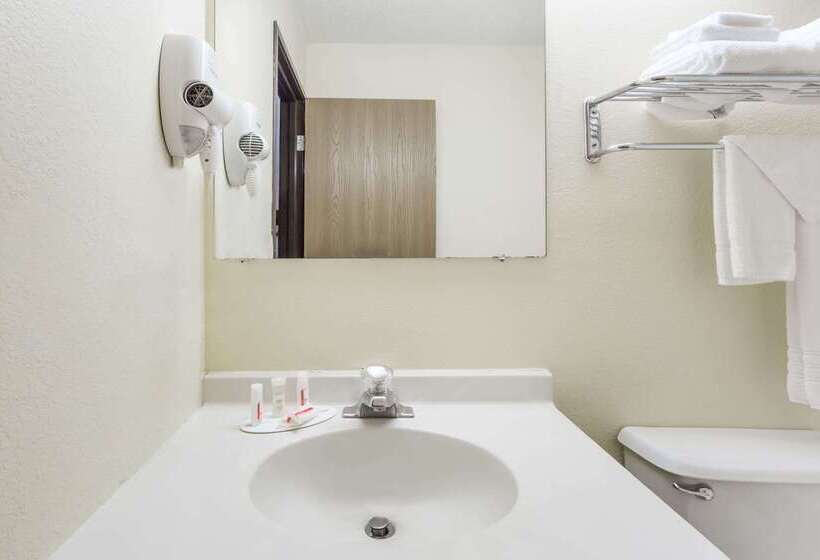 모텔 Super 8 By Wyndham Danville Va