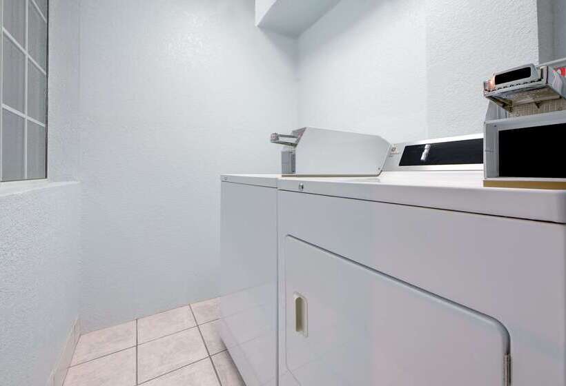 모텔 Super 8 By Wyndham Dumas Tx