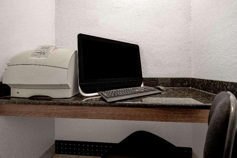 모텔 Super 8 By Wyndham Dumas Tx