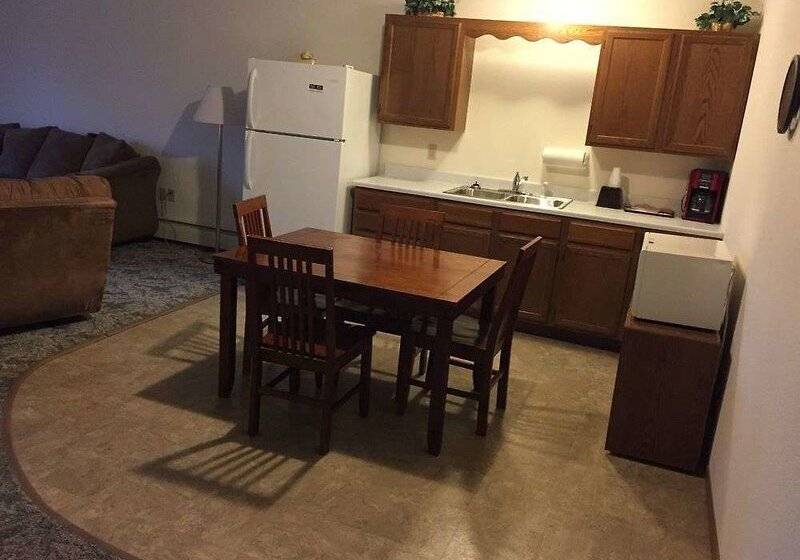 فندق على الطريق Super 8 By Wyndham Escanaba