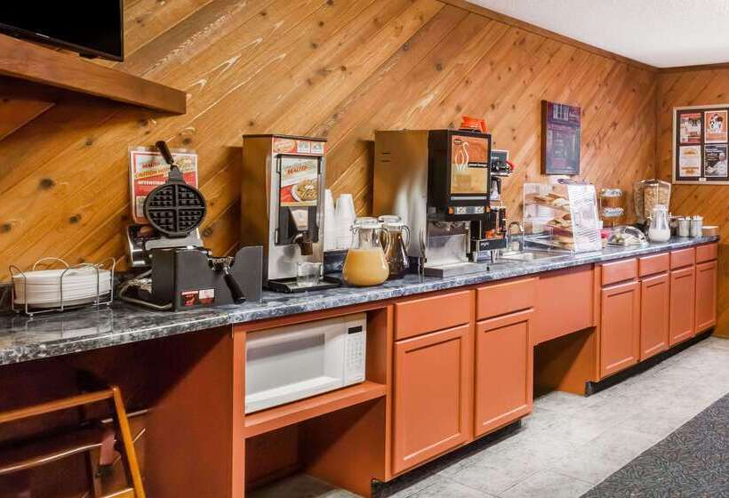 فندق على الطريق Super 8 By Wyndham Estherville