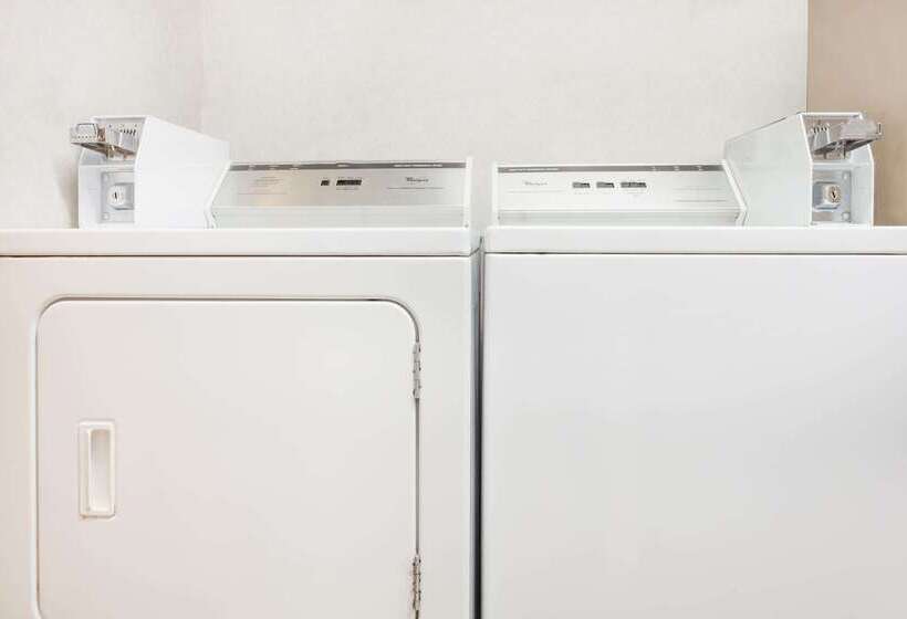 モーテル Super 8 By Wyndham Evansville North