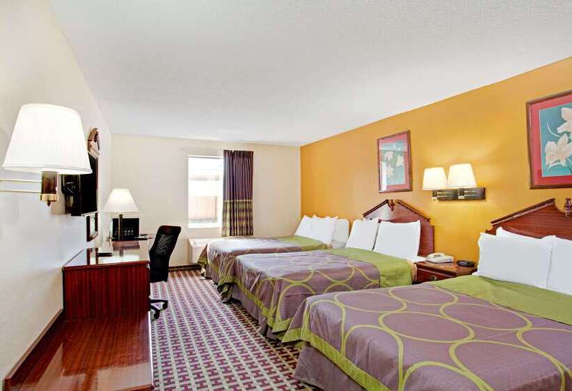 فندق على الطريق Super 8 By Wyndham Forrest City Ar