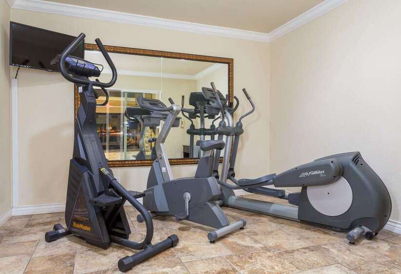 فندق على الطريق Super 8 By Wyndham Goodyear/phoenix Area