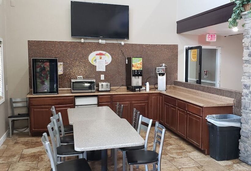 فندق على الطريق Super 8 By Wyndham Goodyear/phoenix Area