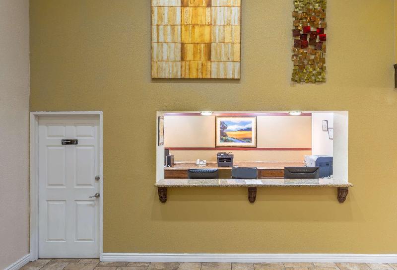 فندق على الطريق Super 8 By Wyndham Goodyear/phoenix Area