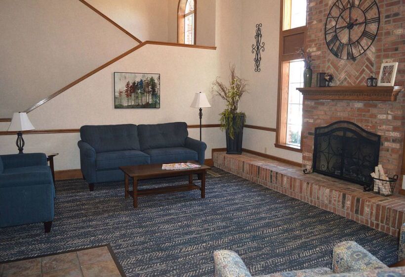 مُتل Super 8 By Wyndham Greenfield