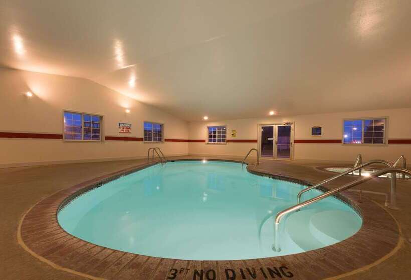 فندق على الطريق Super 8 By Wyndham Greenfield