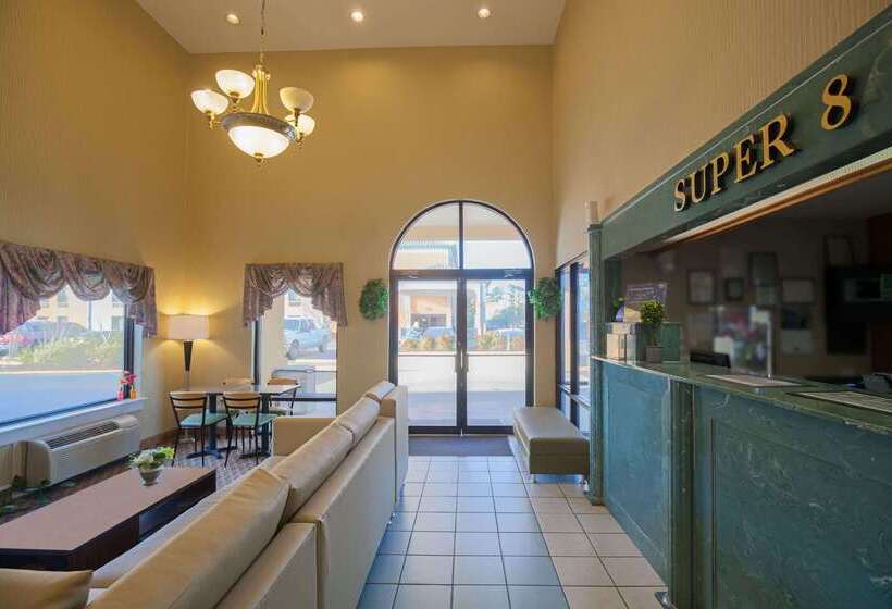 汽车旅馆  Super 8 By Wyndham Hammond