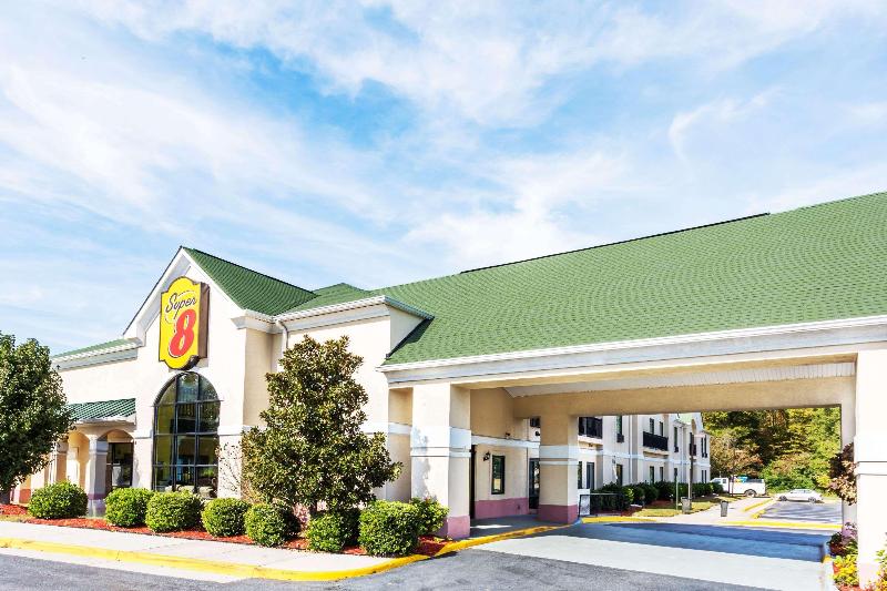 汽车旅馆  Super 8 By Wyndham Hull Street Midlothian Richmond Area