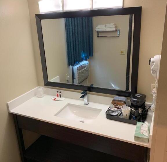 모텔 Super 8 By Wyndham Huron