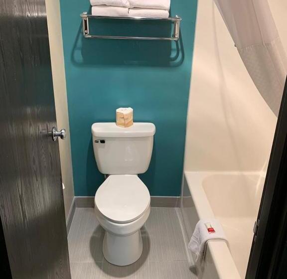 모텔 Super 8 By Wyndham Huron