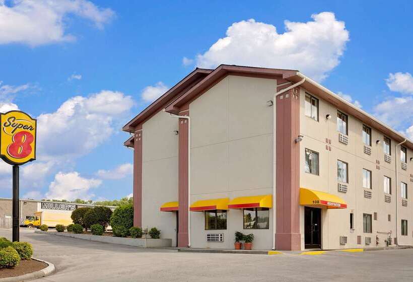 فندق على الطريق Super 8 By Wyndham Johnson City