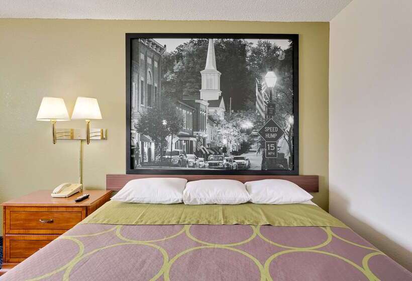 فندق على الطريق Super 8 By Wyndham Johnson City