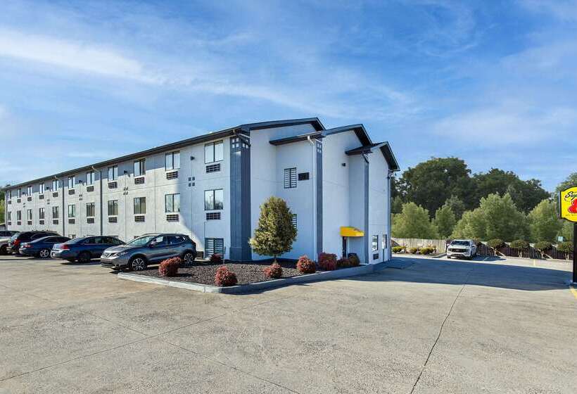 فندق على الطريق Super 8 By Wyndham Johnson City