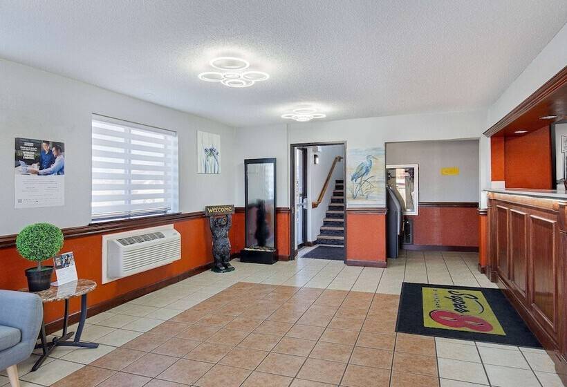 فندق على الطريق Super 8 By Wyndham Johnson City