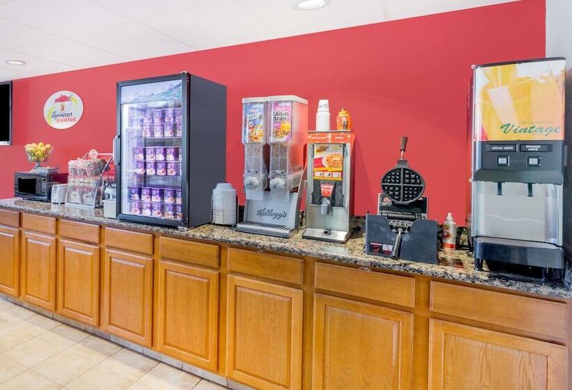 モーテル Super 8 By Wyndham Kearney