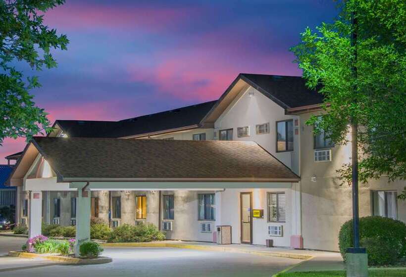 모텔 Super 8 By Wyndham Knoxville