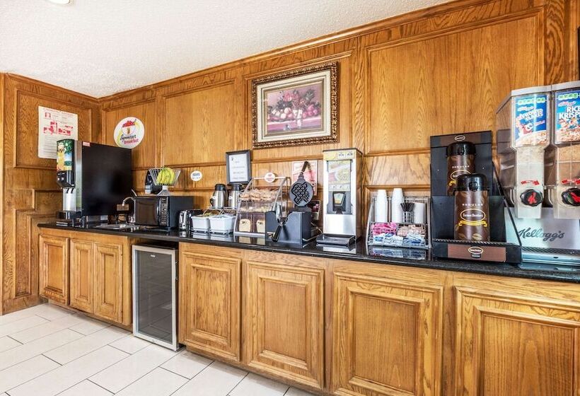 Мотель Super 8 By Wyndham League City Kemah Area