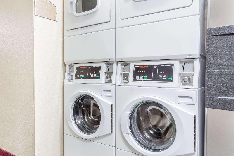 فندق على الطريق Super 8 By Wyndham Lewistown