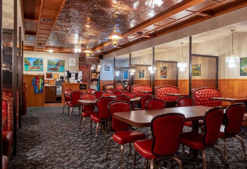 Мотель Super 8 By Wyndham Livingston Yellowstone