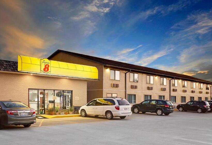 汽车旅馆  Super 8 By Wyndham Macomb