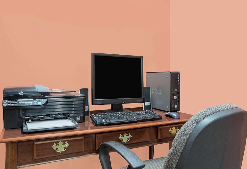 فندق على الطريق Super 8 By Wyndham Marion Nc