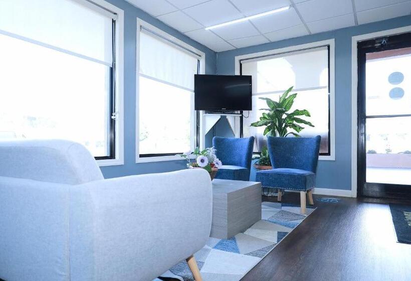 فندق على الطريق Super 8 By Wyndham Marion Nc