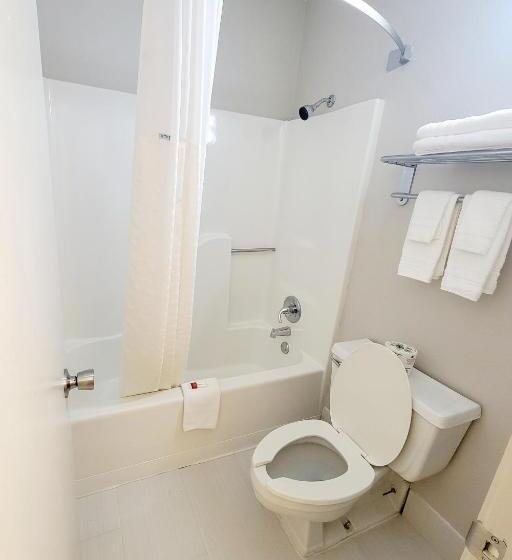 فندق على الطريق Super 8 By Wyndham Marion Nc